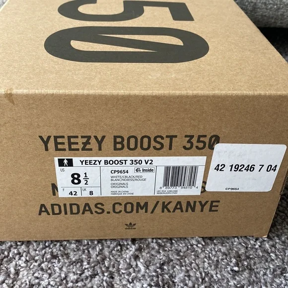 Yeezy Boost 350 V2 ‘Zebra’ 2018 Men’s 8.5 - Picture 13 of 14